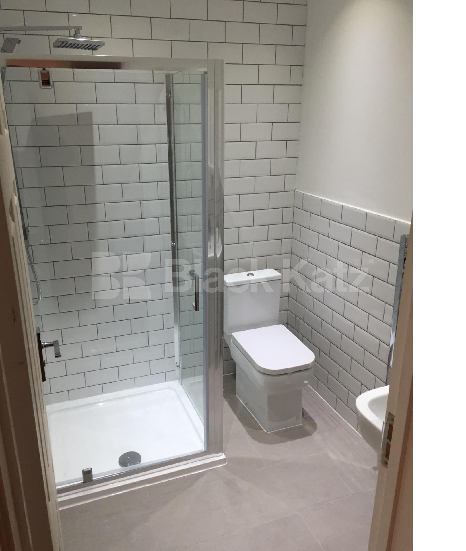 			LET, 1 Bedroom, 1 bath, 1 reception Apartment			 Battersea Park Road, Battersea SW11